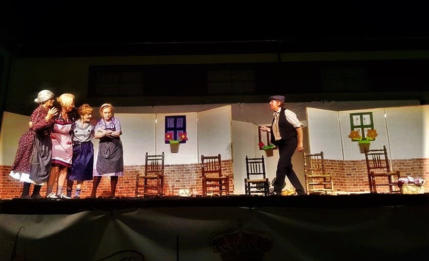 Hoy, teatro a cargo de Mujer Jaraiceña