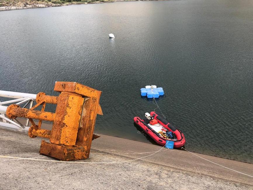 Finaliza la reparación del brazo de la toma flotante de Las Majadillas