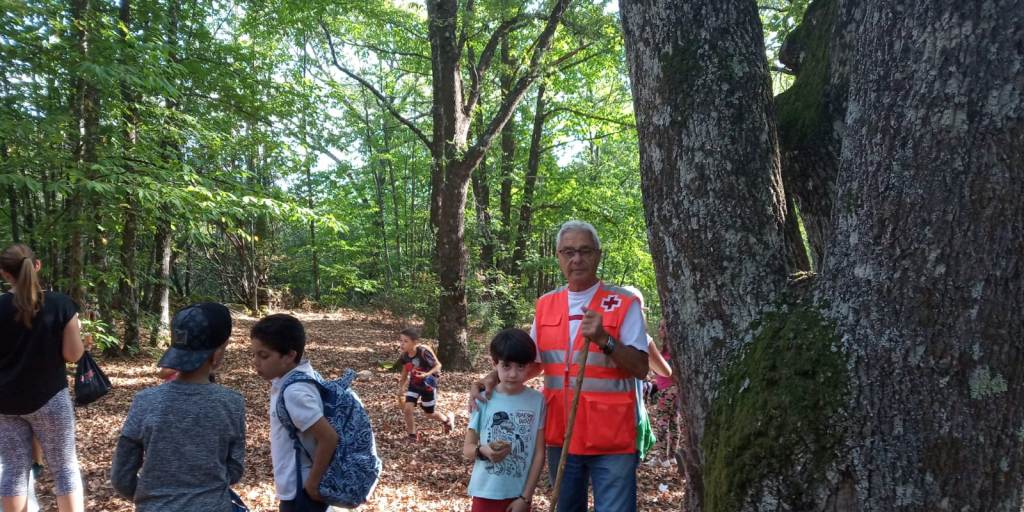 Alumnos del colegio Ejido visitan una plantación de algodón