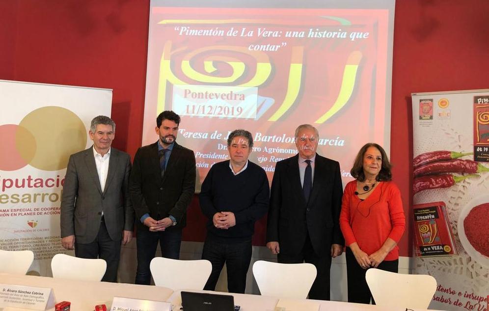 La Diputación de Cáceres promociona el pimentón de la Vera en Galicia