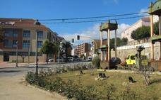 Obras realiza mejoras en las zonas verdes del casco urbano