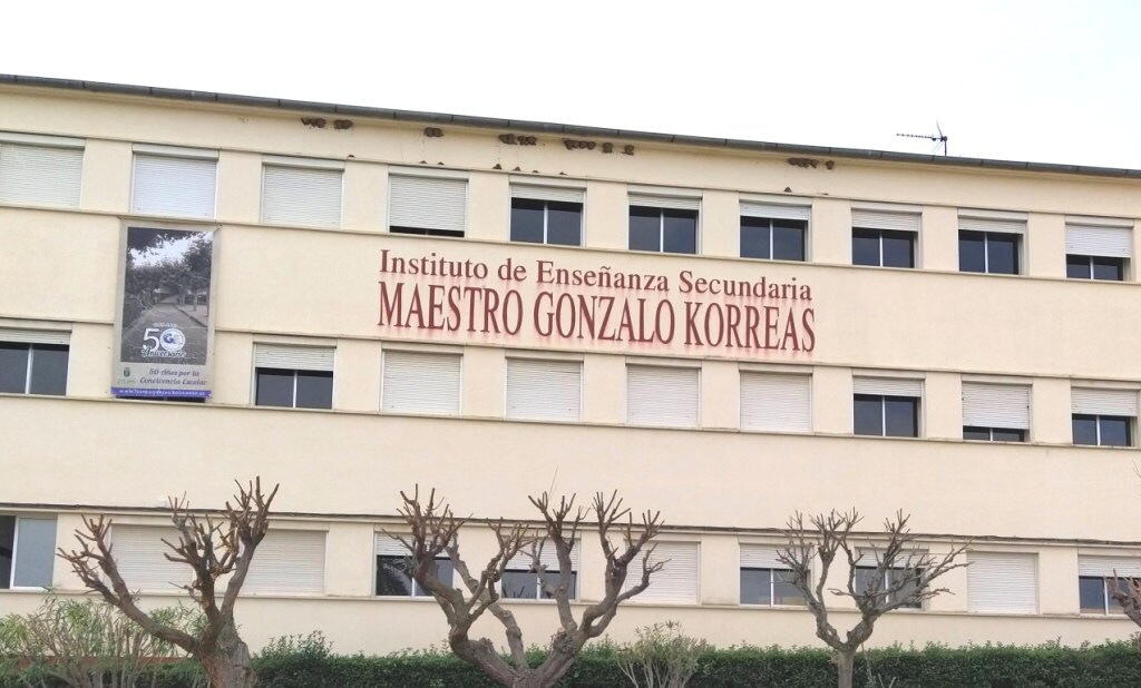 La Junta niega que vaya a suprimir catorce plazas de profesores en el instituto Maestro Gonzalo Korreas