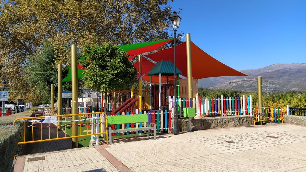 El Ayuntamiento cierra los parques infantiles y algunas instalaciones deportivas