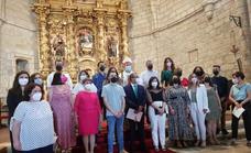 El obispo de Plasencia confirma a más de una veintena de mayores jaraiceños