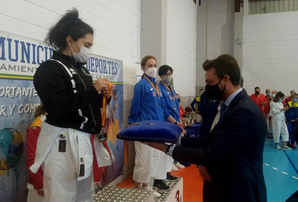 Miriam Calvo, del Club de Karate Jaraíz, subcampeona de España