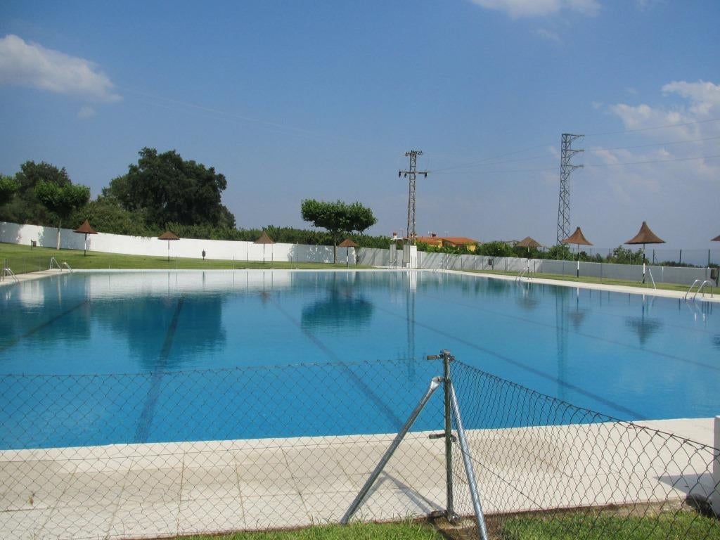 La temporada de baño en las piscinas municipales finalizará el 8 de septiembre