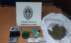 La Policía Local de Jaraíz detiene a un joven por presunto tráfico de drogas