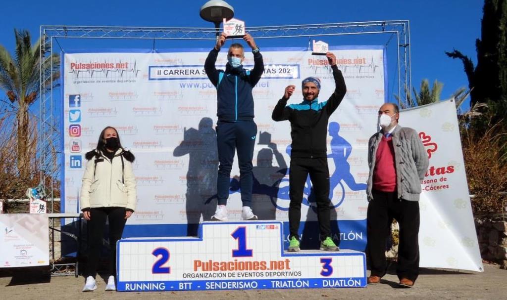 Alán Otero gana la II carrera por las personas sin hogar en 5 kilómetros