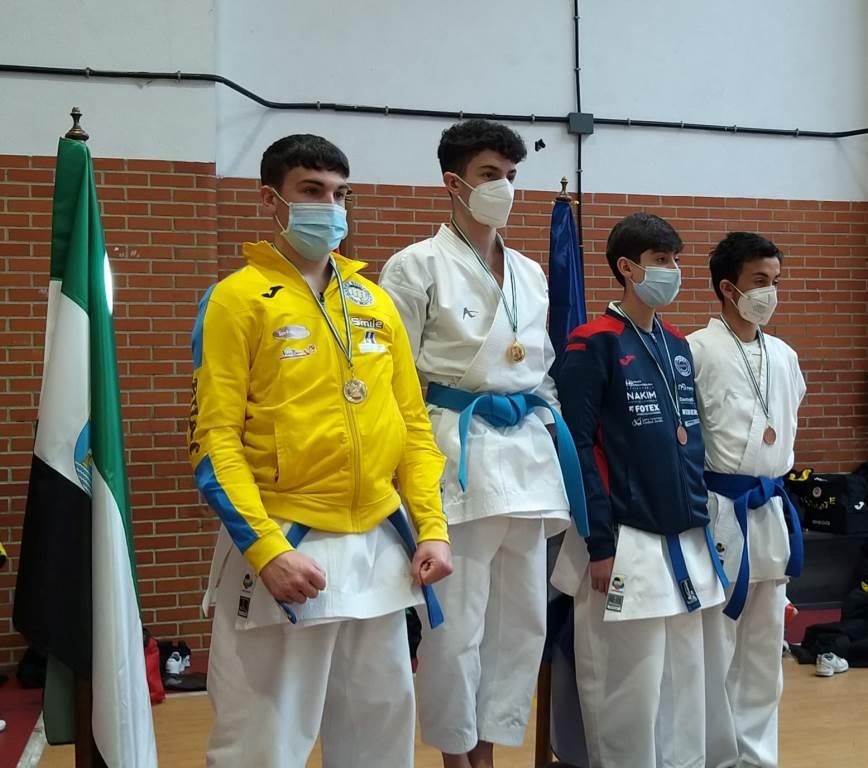 El Club de Karate Jaraíz consigue 9 medallas