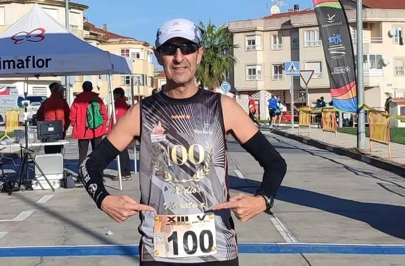 Juanjo Hernández llega al centenar de carreras en media maratón