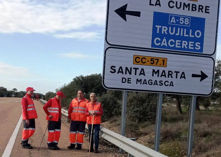 Voluntarios de Cruz Roja de Jaraíz y Jarandilla participan en la búsqueda del desaparecido en La Cumbre