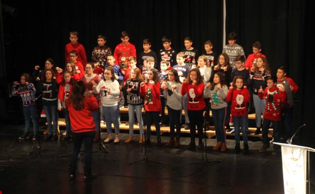 El certamen de villancicos prende el espíritu de la Navidad en Jerez