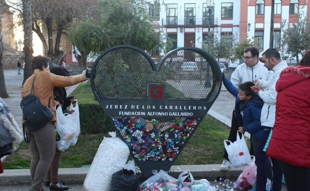 Jerez inaugura su primer 'Corazón Euexiano Solidario'
