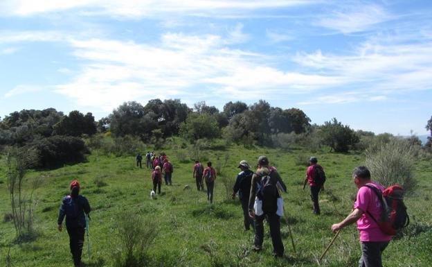 El grupo senderista 'Las Chorreras' da la bienvenida al 2019 con 15 nuevas rutas