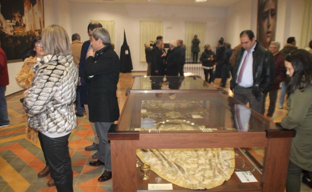 La Cofradía del Silencio abre su Casa de Hermandad en la que ya expone un legado de siglos