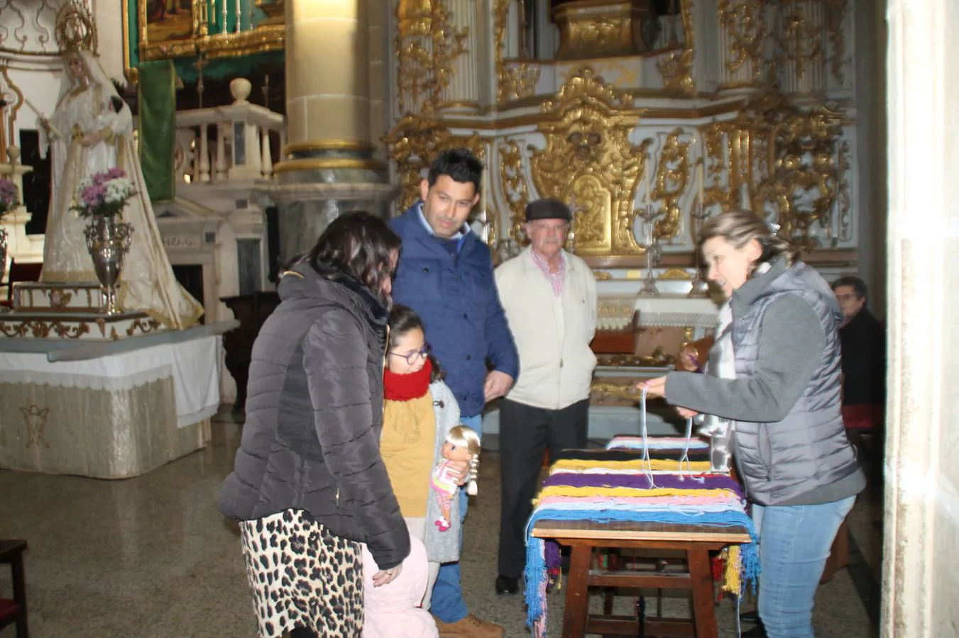 Jerez celebra la festividad de San Blas con la tradición de su cordón