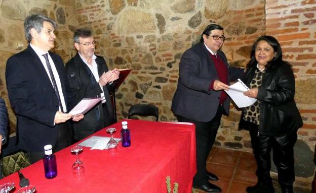 Premio para los sanitarios de Higuera de Vargas por un proyecto para reducir el consumo de ansiolíticos