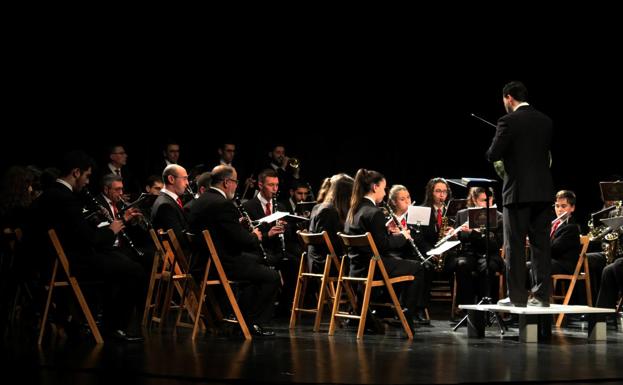 El gran patrimonio musical de la Semana Santa al servicio de los más necesitados