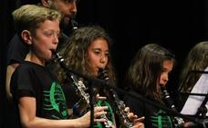 El concierto de clausura de la Escuela Municipal de Música pone en valor el trabajo de los alumnos durante el curso 2018/2019