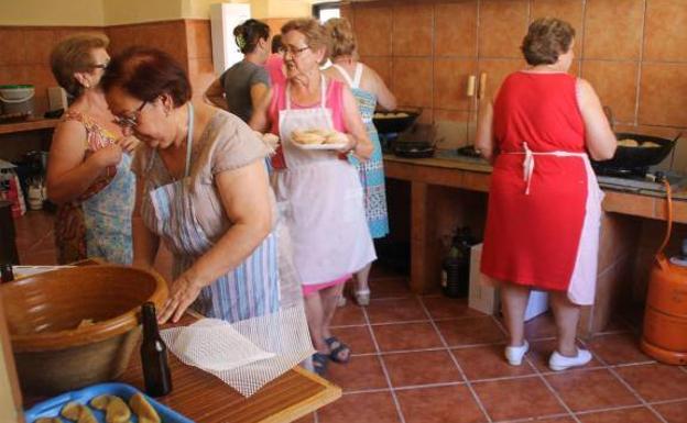 Ya están a la venta los ricos dulces de la Cofradía de Santo Domingo de Guzmán y Santa Catalina