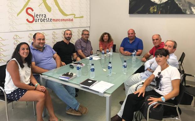 Manuel Naharro vuelve a presidir la Mancomunidad Sierra Suroeste