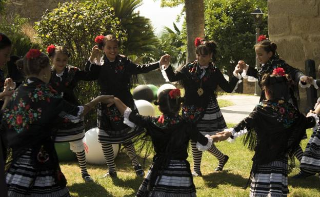 Los actos por el Día de Extremadura tendrán como escenario la Plaza de España, el sábado a las 21´30 horas