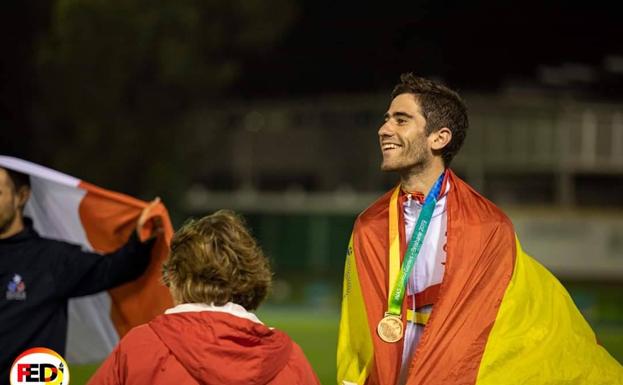 Manuel Gómez Lucas, medalla de oro con el equipo español en Australia