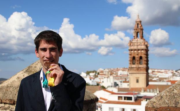 Jerez ovaciona a su campeón, Manuel Gómez Lucas