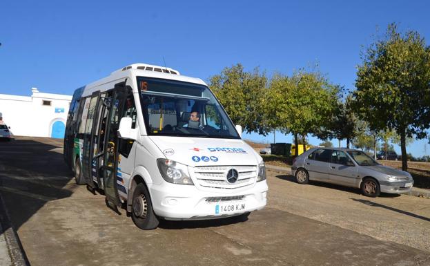 El Servicio de Bus urbano amplía su recorrido por la zona de Nuevo Jerez