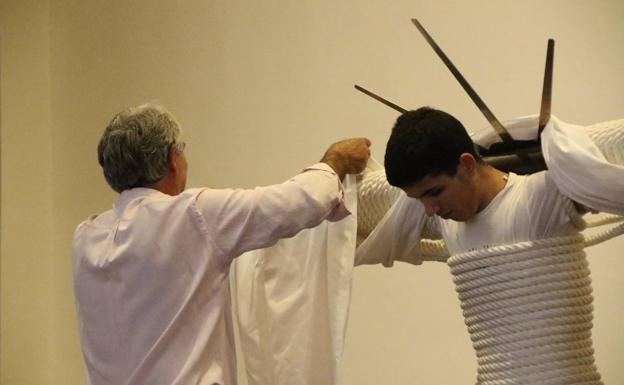 Más de 120 jóvenes se impregnan del sentir cofrade jerezano en el 'Encuentro de Jóvenes Cofrades'