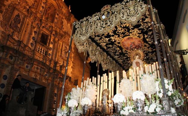 La iglesia de San Bartolomé acoge el Triduo a la Esperanza Macarena del 13 al 15 de diciembre
