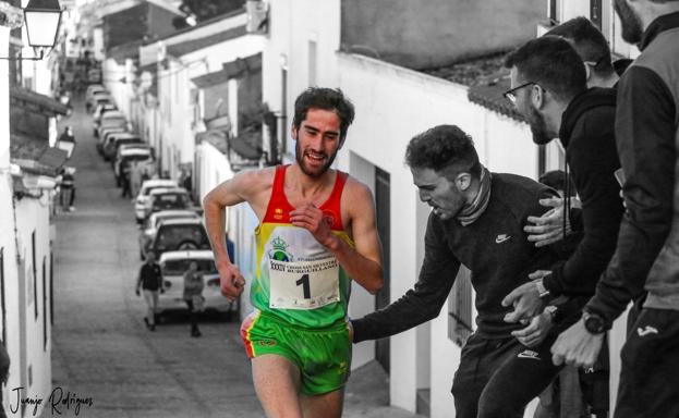 Jerez homenajea a Manuel Gómez Lucas con las 'Millas jerezanas. Corre con un campeón del mundo'