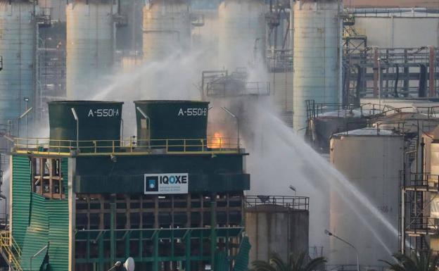 La Generalitat abre expediente a la petróquímica de Cristian Lay y la compañía está convencida de que reaccionó bien