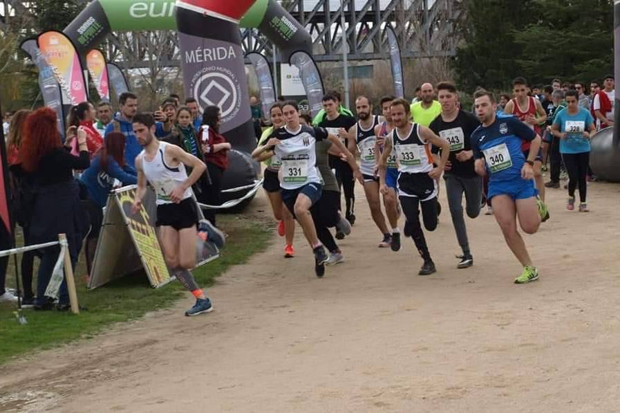 Manuel Gómez Lucas sube a lo alto del podio en el Campeonato Autonómico de Campo a través