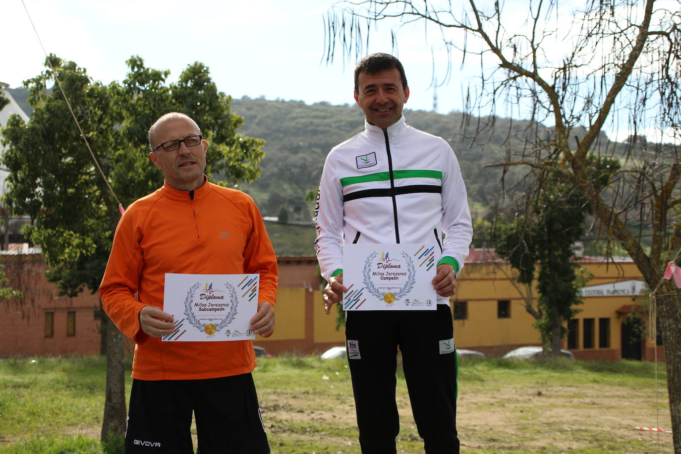 Jerez vuelve a correr junto a Manuel Gómez Lucas en la 'Milla Aniversario'