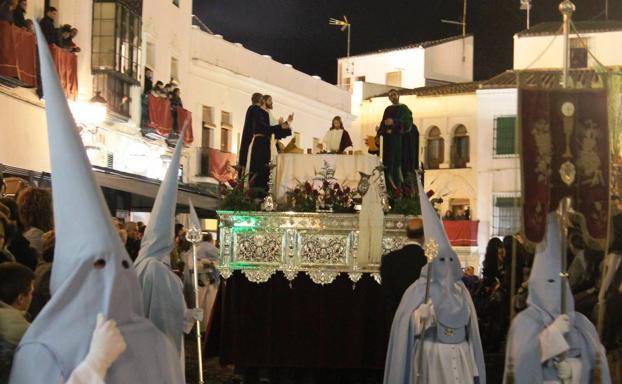 Sentimientos, proyectos y recuerdos para vivir junto a la Archicofradía del Santísimo la tarde del Jueves Santo