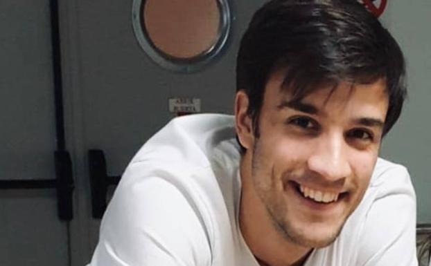 El jerezano Sergio Morales, de enfermero a paciente con COVID-19: «pasar de cuidar a ser cuidado no es fácil»