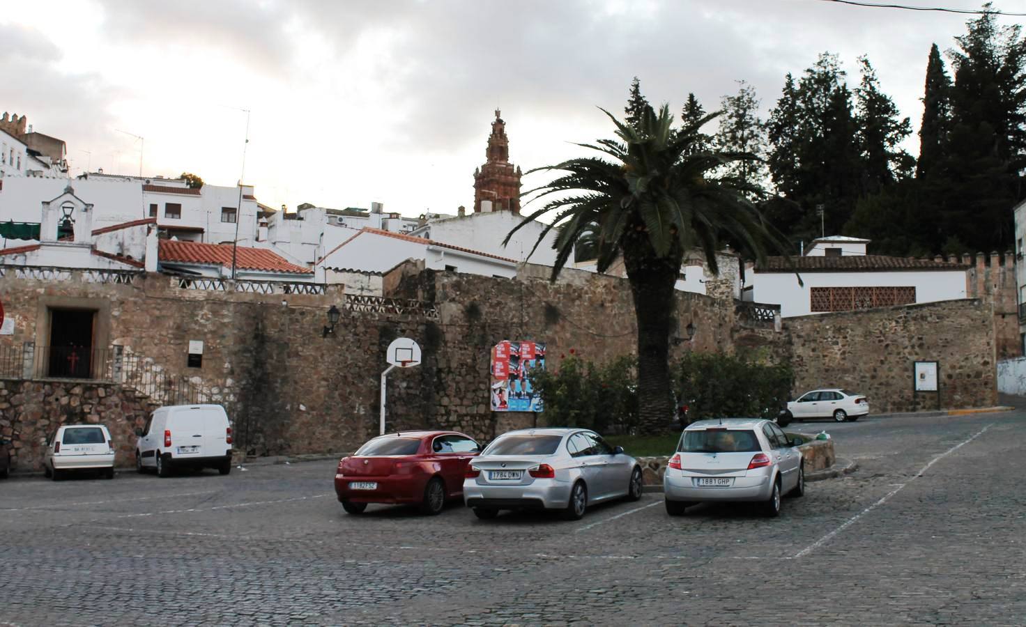 El Ayuntamiento informa que el miércoles próximo solo funcionará el mercado de abastos