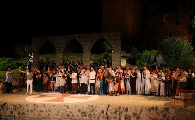 La Asociación 'Jerez a Escena' continúa apostando por la cultura, desde casa, con 'Los últimos jamones de Xerez'