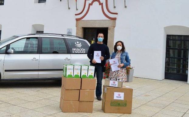 La Diputación de Badajoz da un cañón de ozono a cada municipio para higienizar estancias y vehículos