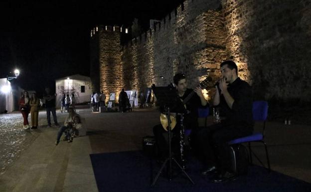 El Ayuntamiento pone en marcha el programa 'EnRedArte por Jerez' para impulsar el talento local