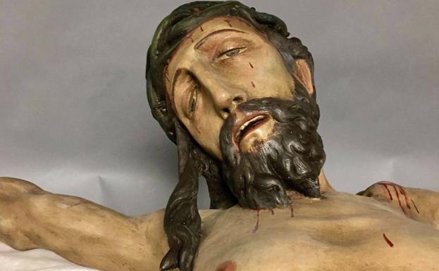 El Cristo de la Vera Cruz se encuentra ya en el taller de David Triguero para su restauración