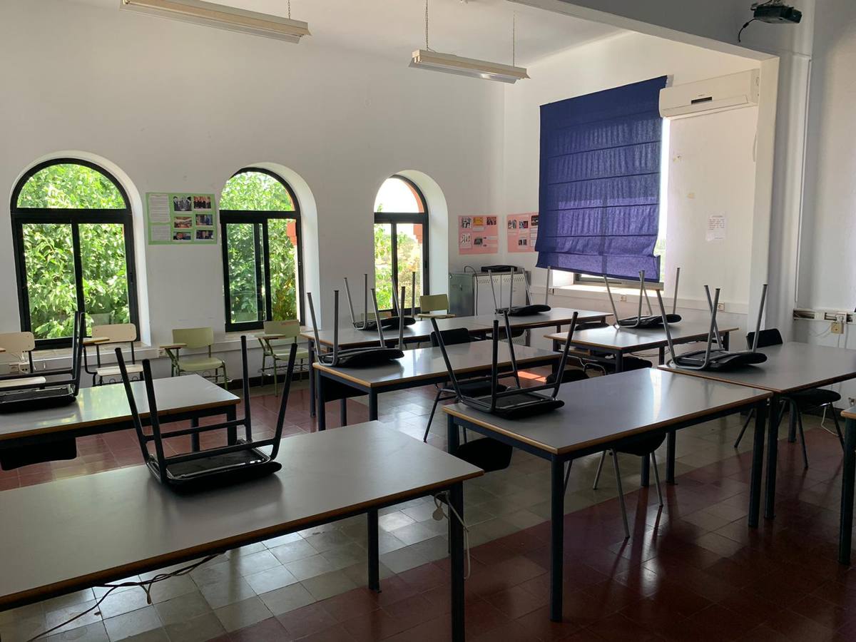El Centro de Educación de Personas Adultas 'Cervantes' prepara el inicio de curso en sus instalaciones reformadas