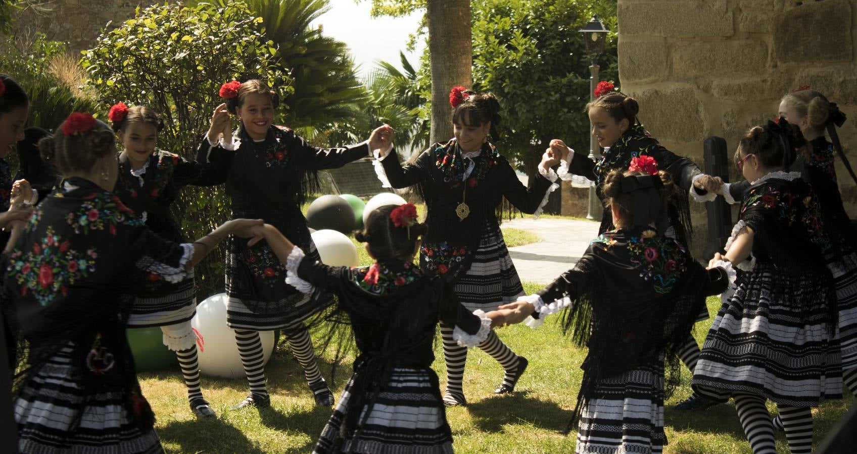 La Escuela Municipal de Deportes incorpora este curso la modalidad de Bailes regionales
