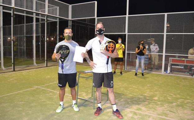 Francisco Carlos Escobar y Miguel Ángel Vázquez, campeones del primer 'Torneo de Verano de Pádel'