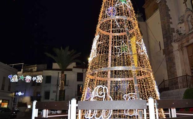Jerez y sus pedanías dan la bienvenida a la Navidad con el encendido del alumbrado