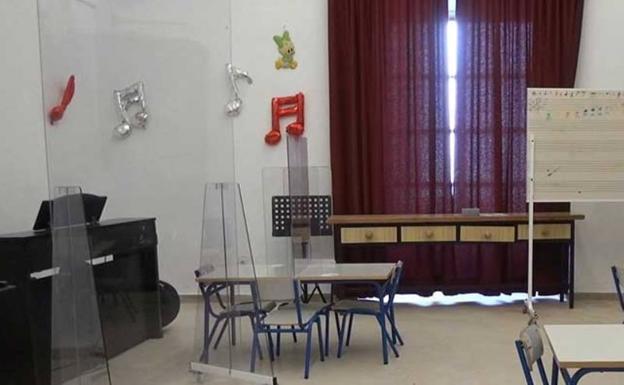 La Escuela Municipal de Música y el Centro Local de Idiomas retoman, este lunes, las clases presenciales