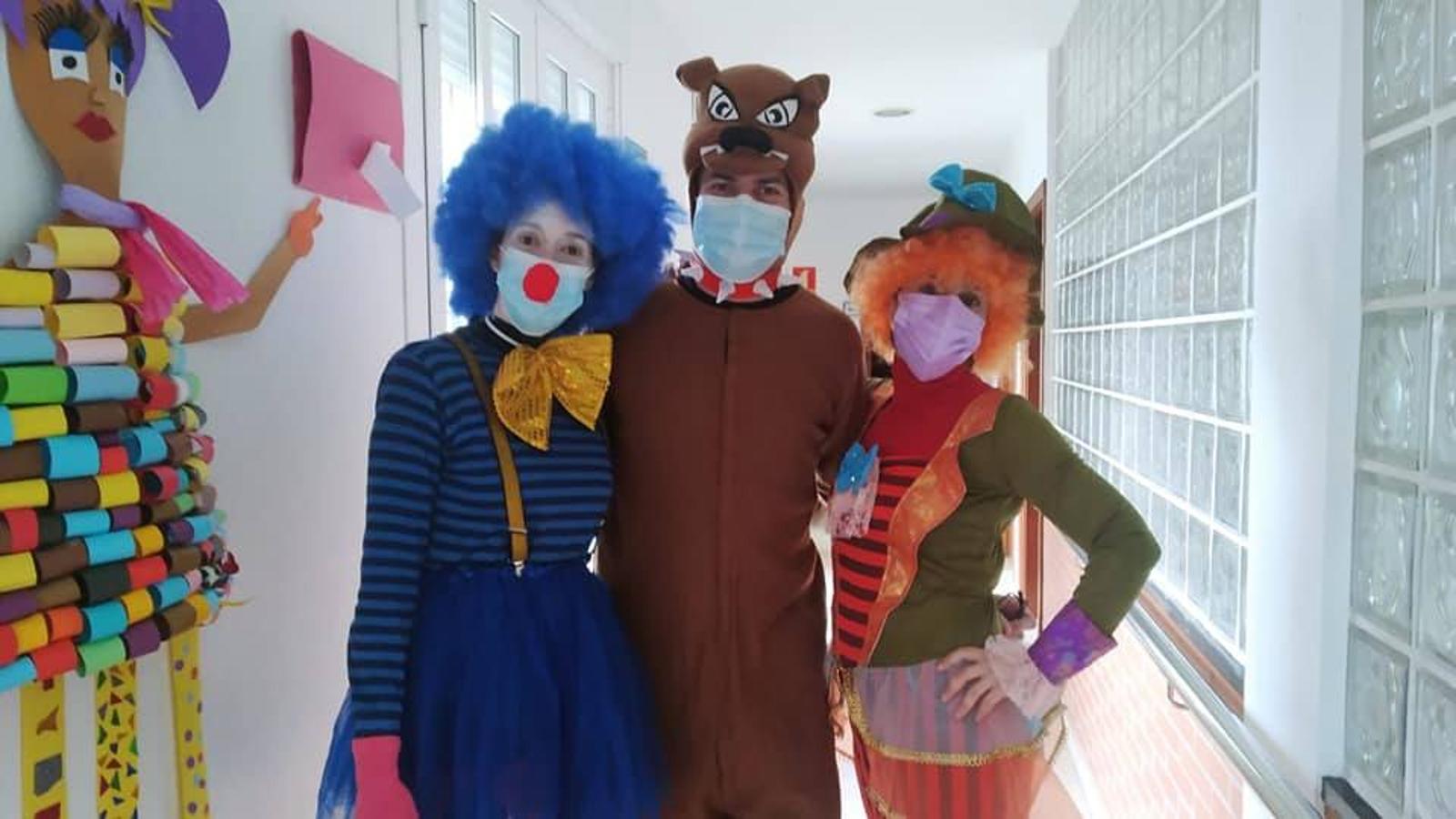 Los centros educativos festejan en las aulas un Carnaval sin desfiles en las calles