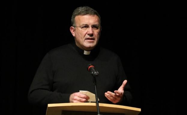«La Semana Santa no solo se vive si salen las procesiones a la calle, se vive con la auténtica interioridad del corazón»