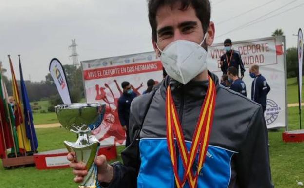 El atleta jerezano Manuel Gómez Lucas, bronce en el Campeonato de España de Campo a través